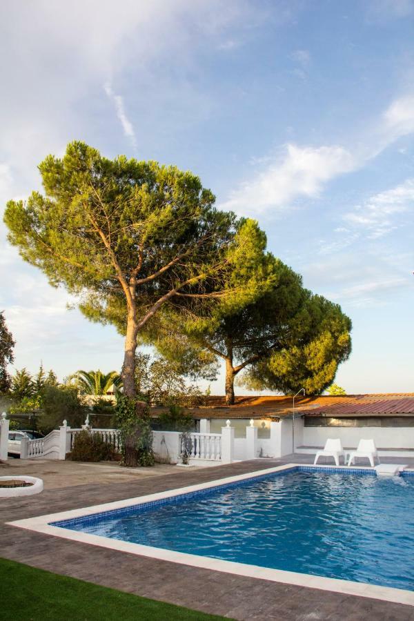 La Berruca Casa Rural Malpartida De Caceres Luaran gambar